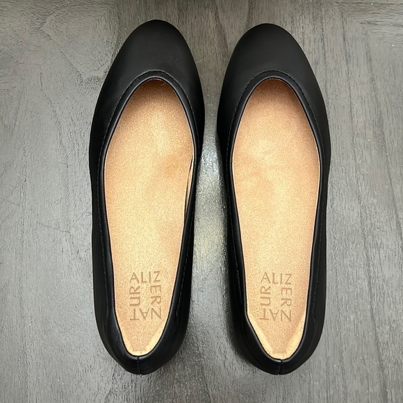 Naturalizer Vivienne Ballet Flat - Picture 5 of 12
